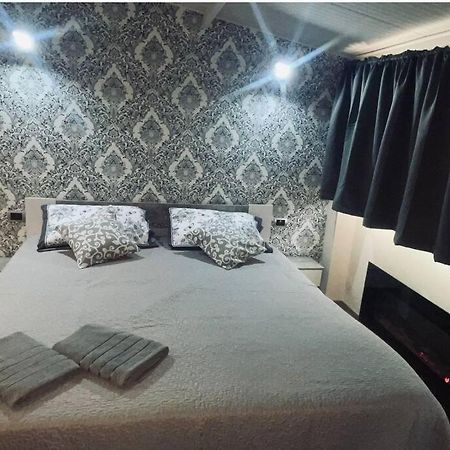 Suites Grey In Centro Randazzo Luaran gambar