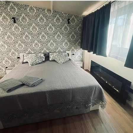 Suites Grey In Centro Randazzo Luaran gambar